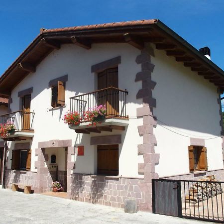 Casa Rural Txolinenea Guest House Lantz Exterior photo