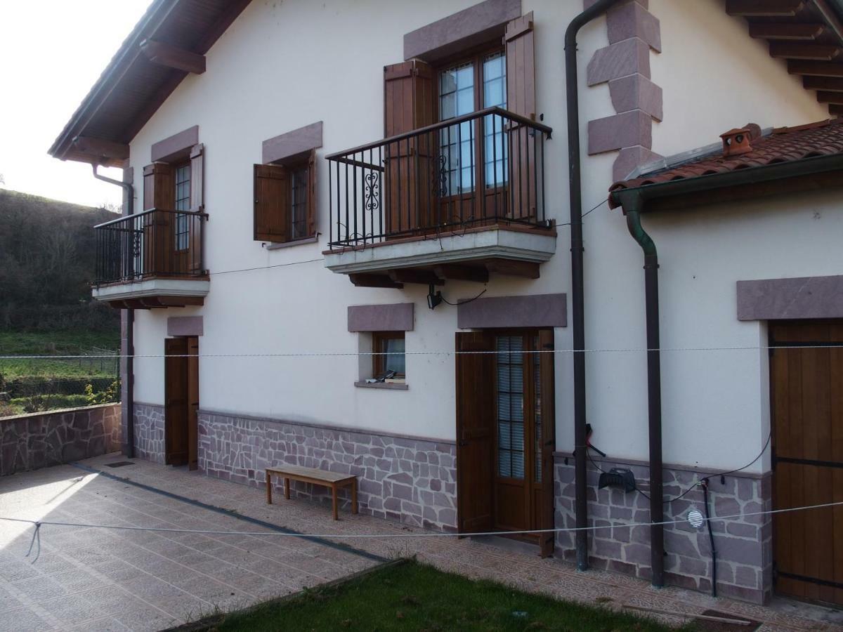 Casa Rural Txolinenea Guest House Lantz Exterior photo