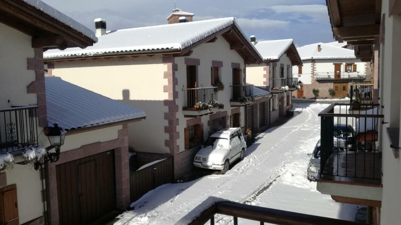 Casa Rural Txolinenea Guest House Lantz Exterior photo